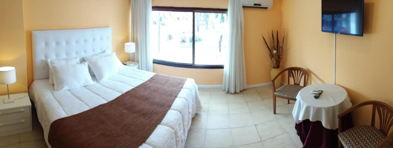 Nuevo Hotel Plaza Minas Exterior photo